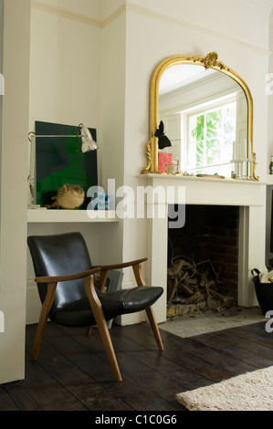 1840s London Victorian terrace decorated with vintage and antique furniture in a contemporary style. Stock Photo