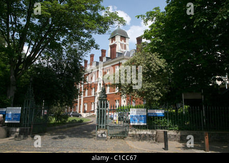 General View GV of The London Chest Hospital in Bethnal Green, London, England. Stock Photo