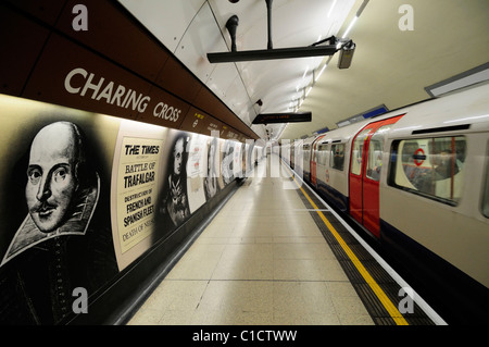 Charing Cross Underground Tube Station Bakerloo line Platform, London, England, UK Stock Photo