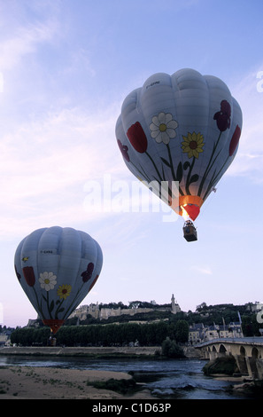 France, Indre et Loire, Chinon, take off of hot air balloons on the bank of the river Vienna Stock Photo
