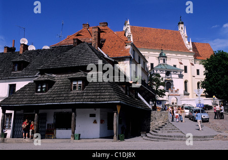 Poland, Lublin district, city of Kazimierz Dolny, church along the market square Stock Photo