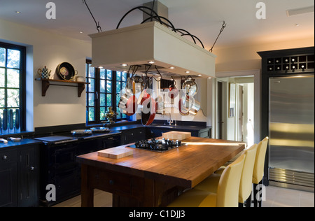 20th century Arts and Crafts style house modernised with dark Wenge timber on doors, window frames and floors. Stock Photo