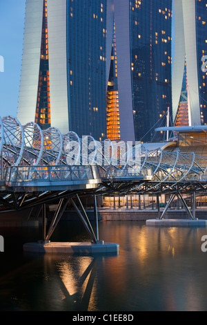 The Helix Bridge - a pedestian walkway connecting the Marina Bay Sands hotel with Marina Centre.  Marina Bay, Singapore Stock Photo