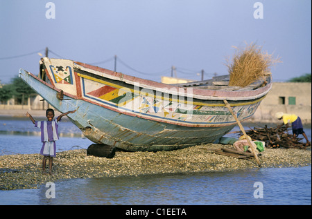 Senegal, Sine Saloum region, fishermen on the Saloum river Stock Photo