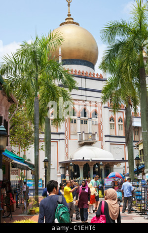 View along Bussorah Mall to the Sultan Mosque, Arab Quarter, Singapore Stock Photo