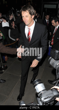 Manchester United goalkeeper Edwin Van Der Sar arrives back at the teams hotel, following his teams 3-1 win over Arsenal in the Stock Photo