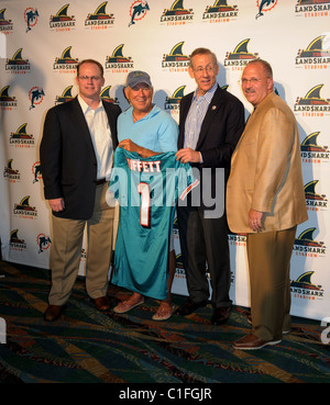 Miami Dolphins General manager, Jeff Ireland. Jimmy Buffett, Stephen M Ross  and head coach Tony Sparano The Miami Dolphins Stock Photo - Alamy