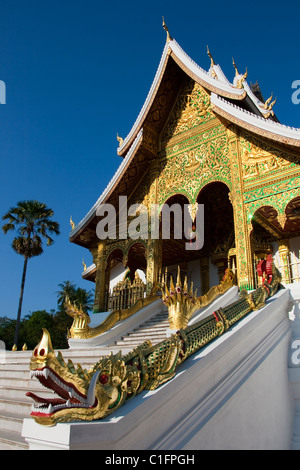 Dragon in Wat Ho Pha Bang temple in Luang Prabang Stock Photo