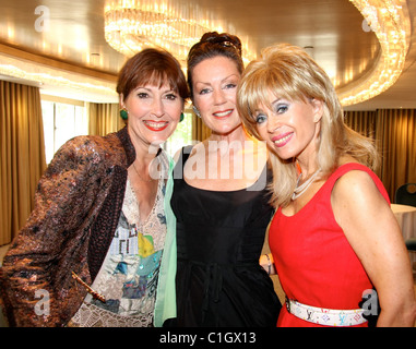 Anita Harris, Lorraine Chase and Sally Farmiloe Lionel Blair celebrates 60 years in showbusiness at the Dorchester hotel - Stock Photo