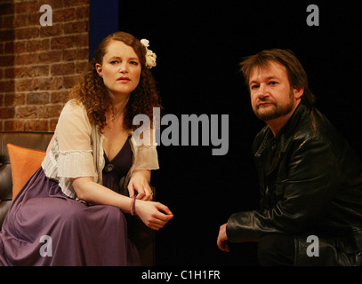 Emma Cunniffe and James Dreyfus 'Amongst Friends' photocall at the Hampstead Theatre London, England - 22.05.09 Stock Photo