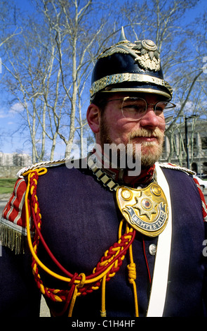 United States, Pennsylvania, Philadelphia, man dressed in ancient german uniform Stock Photo