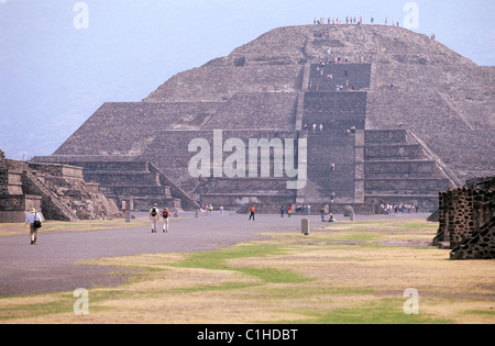 Mexico, Mexico State, Teotihuacan, Pre-Hispanic city listed as World Heritage by UNESCO, Pyramid of the Moon Stock Photo