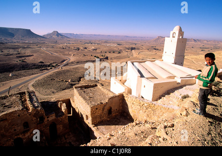 Tunisia, Southern Tunisia, Tataouine area, ksours road, Douiret Berber village (Ksar) Stock Photo