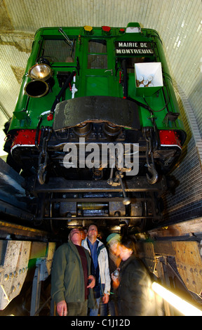 France, Paris, last Metro visit and discovery of the Parisian underground on an old Sprague train Stock Photo