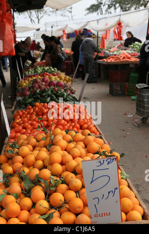 Israel, Southern District, Netivot (founded 1956) The outdoor market Stock Photo