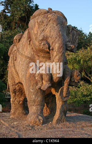 Elephant Statue Near The Gajadvara In The Grounds Of Konark Sun Temple, Orissa, India Stock Photo