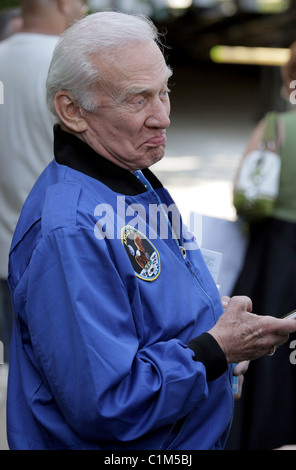 Buzz Aldrin out and about with a can of Red Bull energy drink and an Apple iPhone Los Angeles, California - 27.06.09 Stock Photo