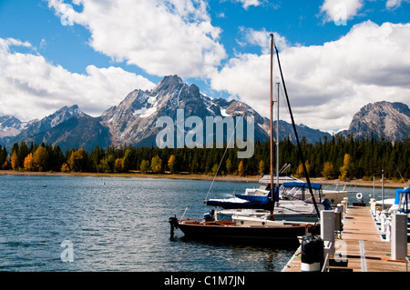 Colter Bay,Leeks Marina,Aspens in Fall Colours,Colors,Jackson Lake,Mount Moran,Teton Range,Grand Teton National Park Wyoming,USA Stock Photo