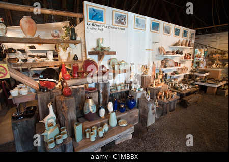 Poterie (pottery) de Port au Persil, Sainte Siméon,Quebec, Canada. Stock Photo