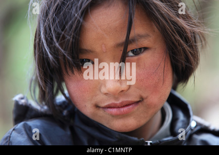 Nepali girl in a Himalaya Nepal Stock Photo - Alamy