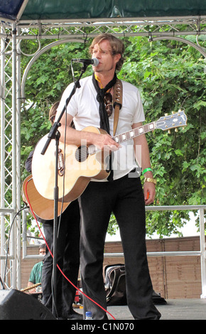 Arno Carstens performs at the Hard Rock Calling Festival in Hyde Park London, England - 28.06.09 Stock Photo