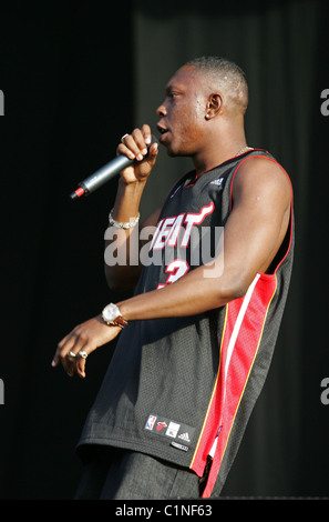 Dizzee Rascal performing at the 2009 Wireless Festival in Hyde Park ...