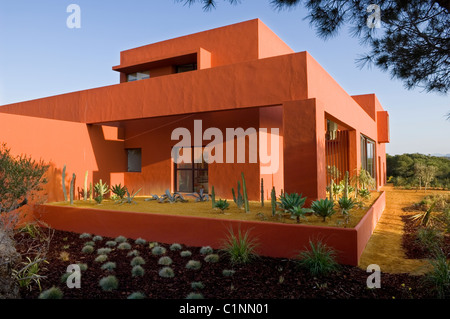 Spanish modernist house designed in a geometric style by leading Mexican architect Legorreta. Stock Photo