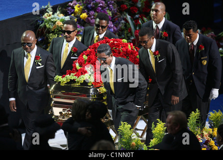 Members of the Jackson family act as Pall Bearers  The memorial service for the King of Pop, Michael Jackson, at the Staples Stock Photo