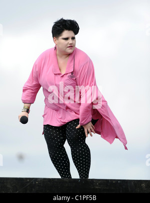 Beth Ditto of Gossip performing live at T4 On The Beach Weston-Super-Mare, Somerset - 19.07.09 ( ): Stock Photo