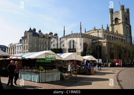 Market Square and Great St Marys Church, Cambridge, England, Uk Stock Photo