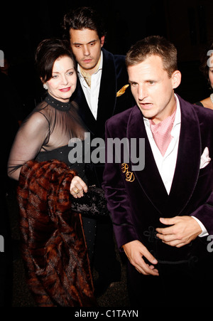 John Mayer with his mum Margaret arrive at My House club in Hollywood with Rob Dyrdek who is also with his mother Pat Los Stock Photo