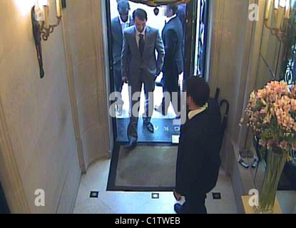 Police investigating a multi-million pound jewellery heist in London have released CCTV pictures of two men wanted in Stock Photo