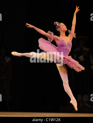 The Mariinsky (Kirov) Ballet & Opera ensemble perform 'Sleeping Beauty' at Royal Opera House London, England - 14.08.09 ( ): Stock Photo