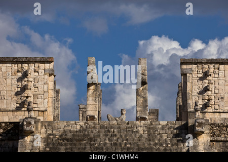 Detail of The Templo de los Guerreros (Temple of the Warriors) showing Chac Mool in Chichen Itza, Yucatan Peninsula, Mexco. Stock Photo