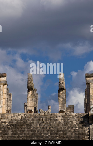 Detail of The Templo de los Guerreros (Temple of the Warriors) showing Chac Mool in Chichen Itza, Yucatan Peninsula, Mexco. Stock Photo