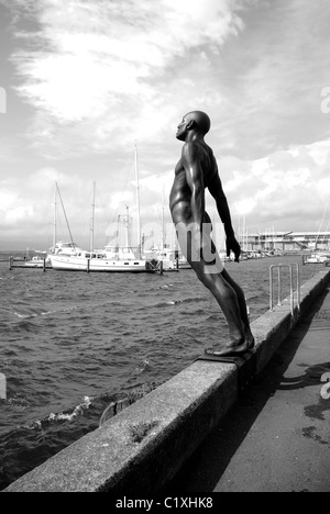 Max Patte's Solace in the Wind statue on Wellington Waterfront Stock Photo