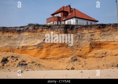 Thursley, a house 80 metres from the sea in the 1940s pictured just before demolition due on April 4th 2011, Easton Bavents Stock Photo