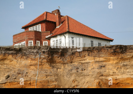 Thursley, a house 80 metres from the sea in the 1940s pictured just before demolition due on April 4th 2011, Easton Bavents Stock Photo