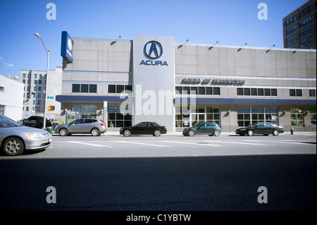 A Honda Acura automobile dealership in New York Stock Photo