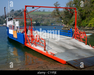 Vehicle & passenger ferry Bodinnick to Caffa Mill Fowey Cornwall UK Stock Photo