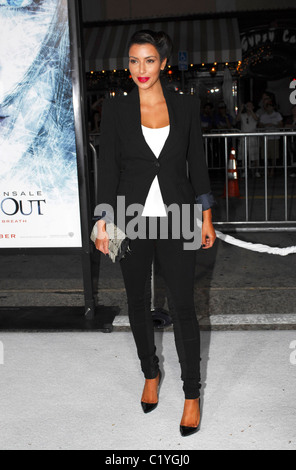 Kim Kardashian 09/09/09 quot Whiteout quot Premiere Mann Village Theater Kim Kardashian 09/09/09 quot Whiteout quot Premiere Mann Village Theater