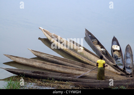 Dugout canoe,Betou,Ubangi River,Republic of Congo Stock Photo