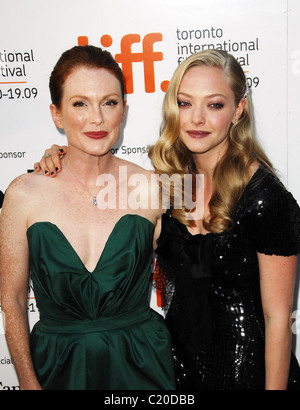 Julianne Moore, Amanda Seyfried 'Chloe' premiere held at Roy Thompson Hall - 2009 Toronto International Film Festival Toronto, Stock Photo