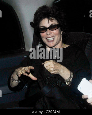 Ruby Wax is all smiles as she leaves Mayfair in a black cab. Her hands seem very veiny just like those of Madonna's London, Stock Photo