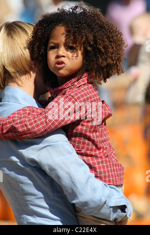 Johan Riley Fyodor Taiwo Samuel Heidi Klums children are taken out by