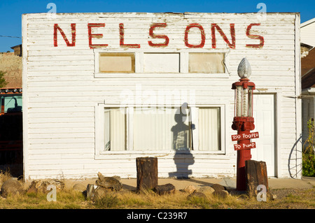 Old building 'nelsons' fuel petrol station Cannonville kane County Utah USA Stock Photo