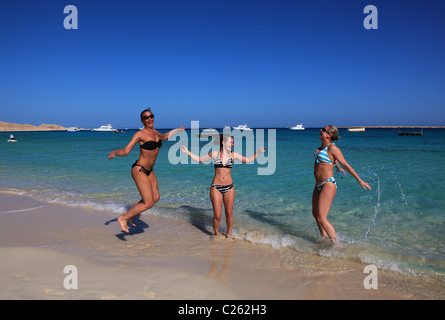 A group of girl friends on holiday having fun in the sun in Egypt Stock Photo