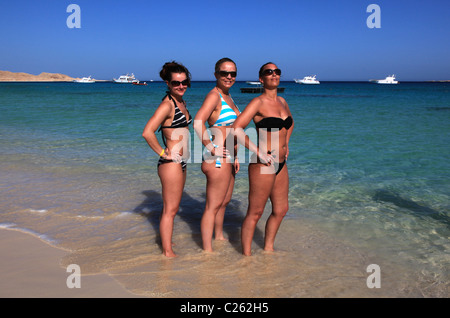 A group of girl friends on holiday having fun in the sun in Egypt Stock Photo