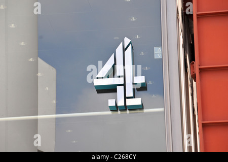 Channel 4 building Logo sculpture horseferry road Stock Photo - Alamy