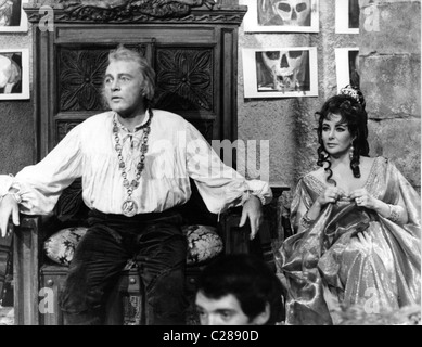 Actors Elizabeth Taylor and Richard Burton co-star Stock Photo